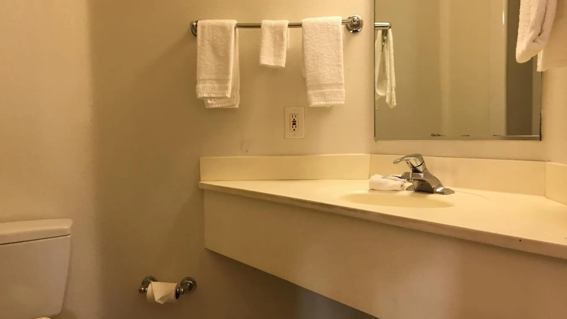 Motel 6-Portland, Or - I-5 Hotel